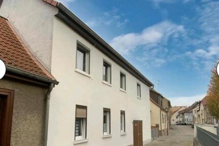 Haus Roßleben-Wiehe Wiehe - 6 Zimmer, 145 m&sup2;, 850&euro; | Angebot:26222353