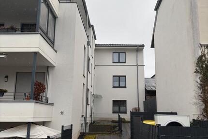 Haus Meckenheim - 3 Zimmer, 78 m&sup2;, 1.340&euro; | Angebot:25395113