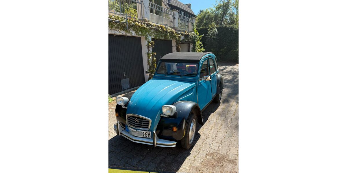 Citroen 2 CV 29.200 km 9.900 &euro; Kronberg 61476