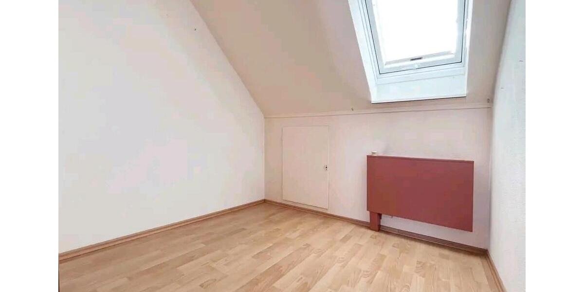 Etagenwohnung Germering - 5 Zimmer, 15 m&sup2;, 750&euro; | Angebot:25951766