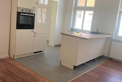 2 Raumwohnung mit Einbauküche zimmer