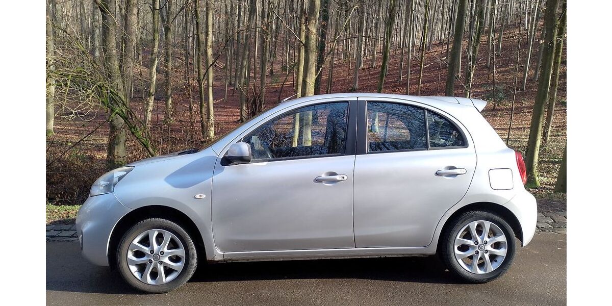 Nissan Micra 82.300 km 5.500 &euro; Saarbrücken 66111