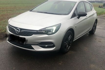 Opel Astra 72.100 km 11.000 &euro; Altendiez 65624