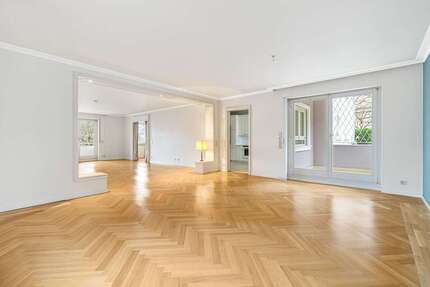 Wohnung Baden-Baden Baden - 3 Zimmer, 145 m&sup2;, 1.800&euro; | Angebot:27045984