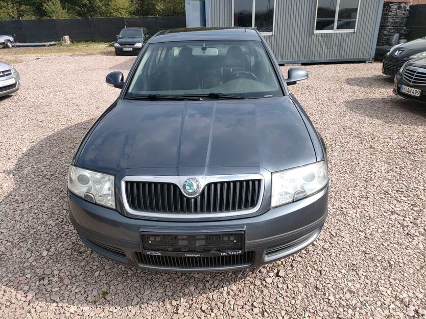 Skoda Superb 157.000 km 2.600 € Hargesheim 55595