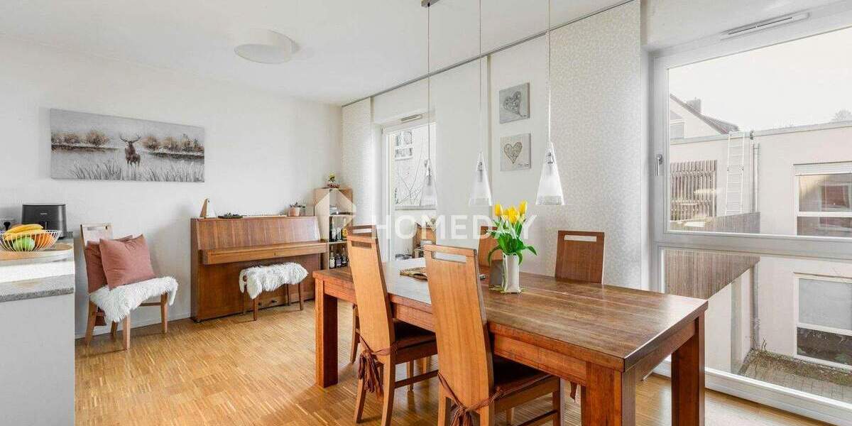 Wohnen mit Geschichte: Exklusive Eigentumswohnung im denkmalgeschützten Bestandsbau in Zell am Main 3 zimmer