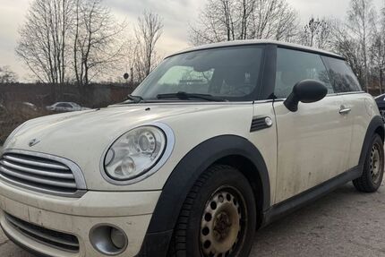 Mini ONE 201.000 km 3.499 &euro; Chemnitz 09114