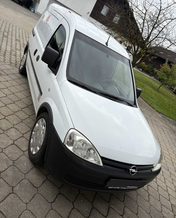 Opel Combo 85.837 km 4.299 € Stubenberg 94166