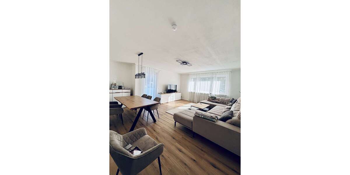 Etagenwohnung Schloß Holte-Stukenbrock Stukenbrock - 3 Zimmer, 85 m&sup2;, 219.000&euro; | Angebot:26977844