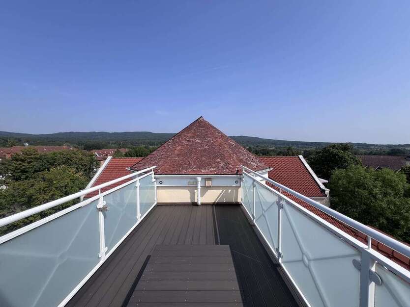 Haus zum Mieten in Bad Homburg 2.250 € 127 m²