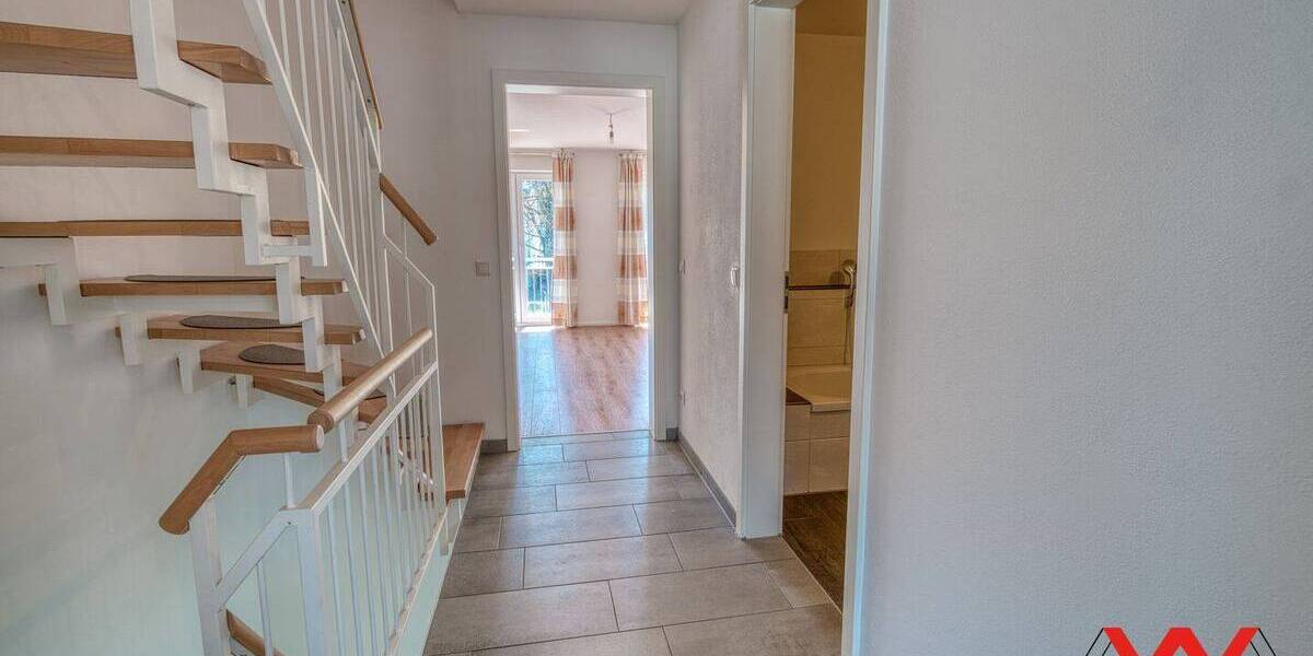 Reihenmittelhaus Kirchseeon - 4 Zimmer, 148 m&sup2;, 1.890&euro; | Angebot:26433326