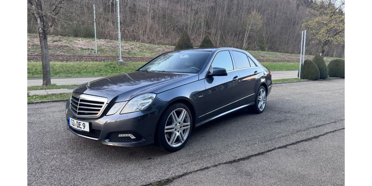 Mercedes-Benz E 250 196.000 km 8.200 &euro; Plüderhausen 73655
