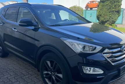 Hyundai SANTA FE 235.000 km 9.850 &euro; Kiel 24113