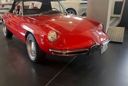Alfa Romeo Spider 78.912 km 49.000 € Dresden 01109