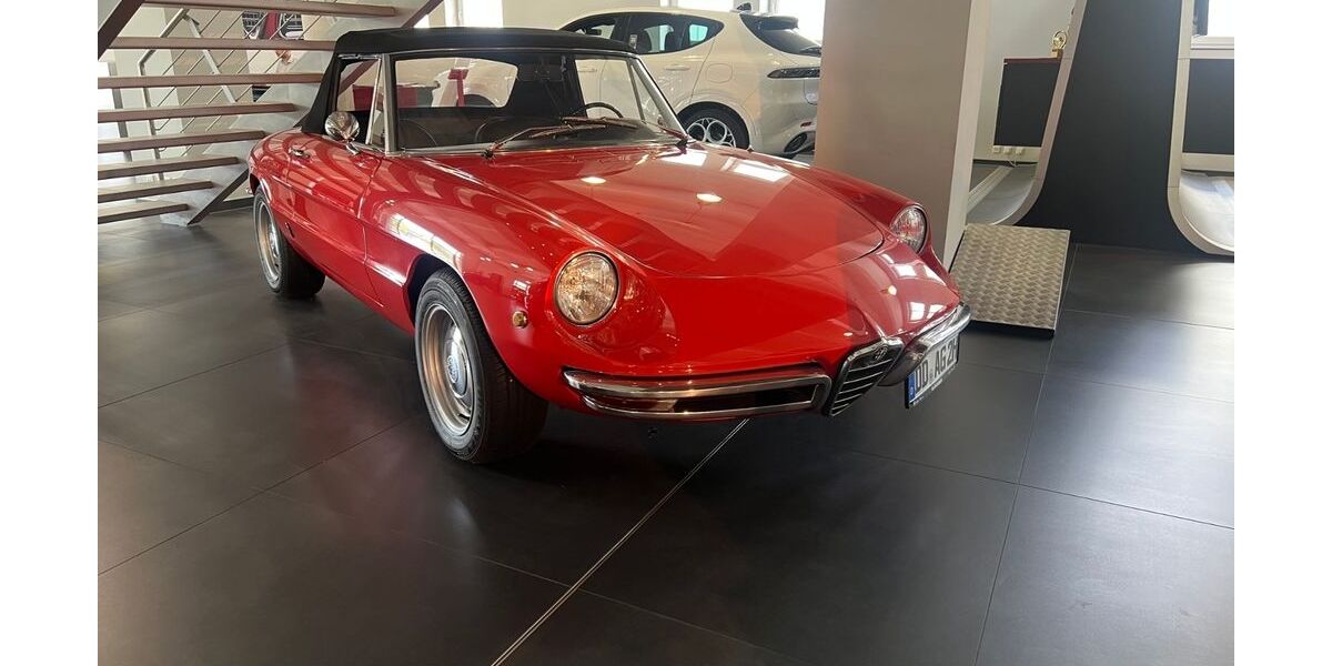 Alfa Romeo Spider 78.912 km 49.000 &euro; Dresden 01109