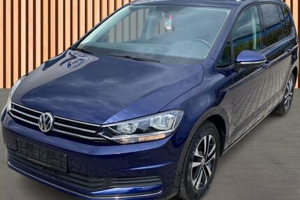 VW Touran 57.000 km 25.980 € Dresden 01328