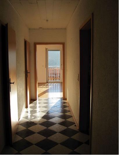 Etagenwohnung Herrstein - 4 Zimmer, 140 m&sup2;, 1.050&euro; | Angebot:26387171