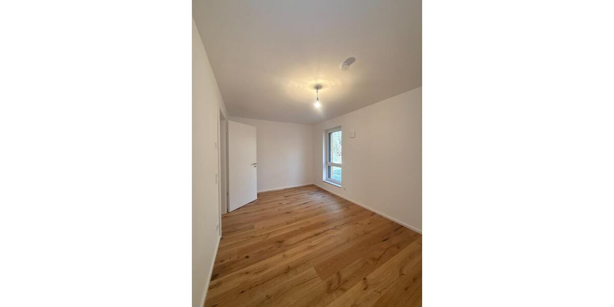 Etagenwohnung Karlsfeld - 4 Zimmer, 117 m&sup2;, 2.395&euro; | Angebot:25516860