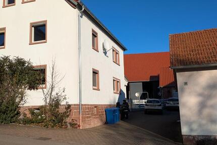 Haus Gemünden am Main - 11 Zimmer, 190 m&sup2;, 300.000&euro; | Angebot:23836278