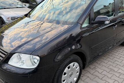 VW Touran 264.000 km 1.850 &euro; Berlin Wittenau -Reinickendorf 13407
