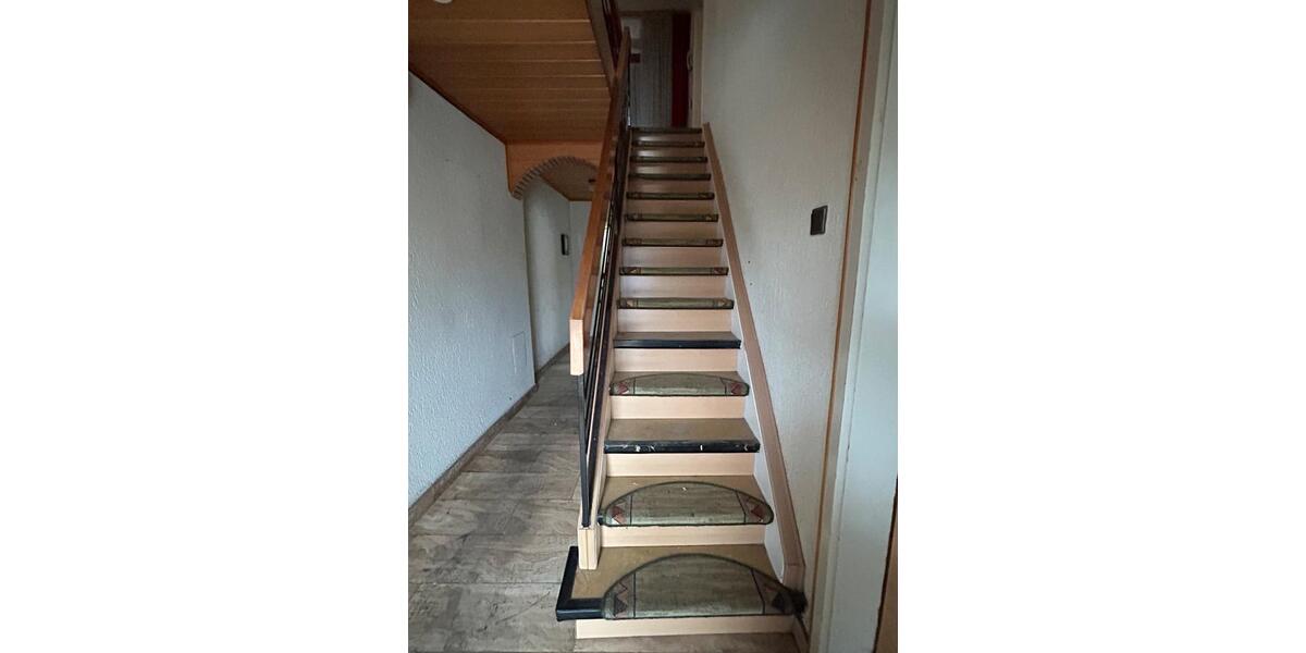 Einfamilienhaus Rammelsbach - 8 Zimmer, 215 m&sup2;, 259.000&euro; | Angebot:26762894