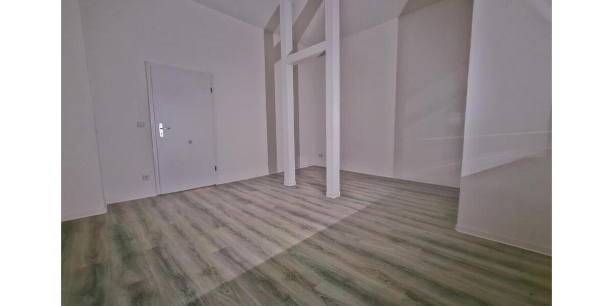 Etagenwohnung Altenburg - 2 Zimmer, 68 m&sup2;, 359&euro; | Angebot:19462899