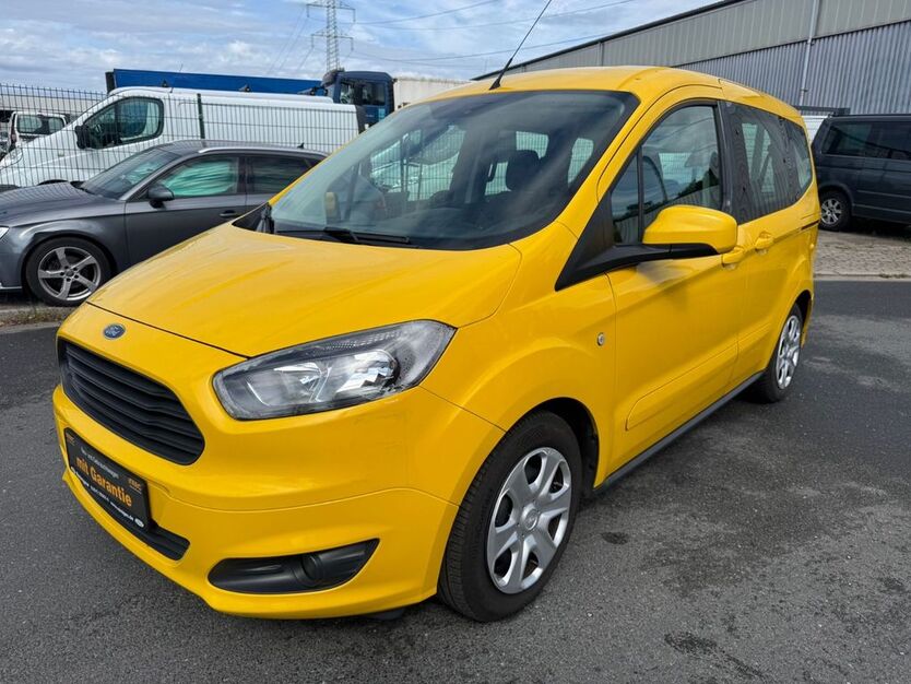 Ford Tourneo Courier 213.000 km 4.600 € Essen 45356