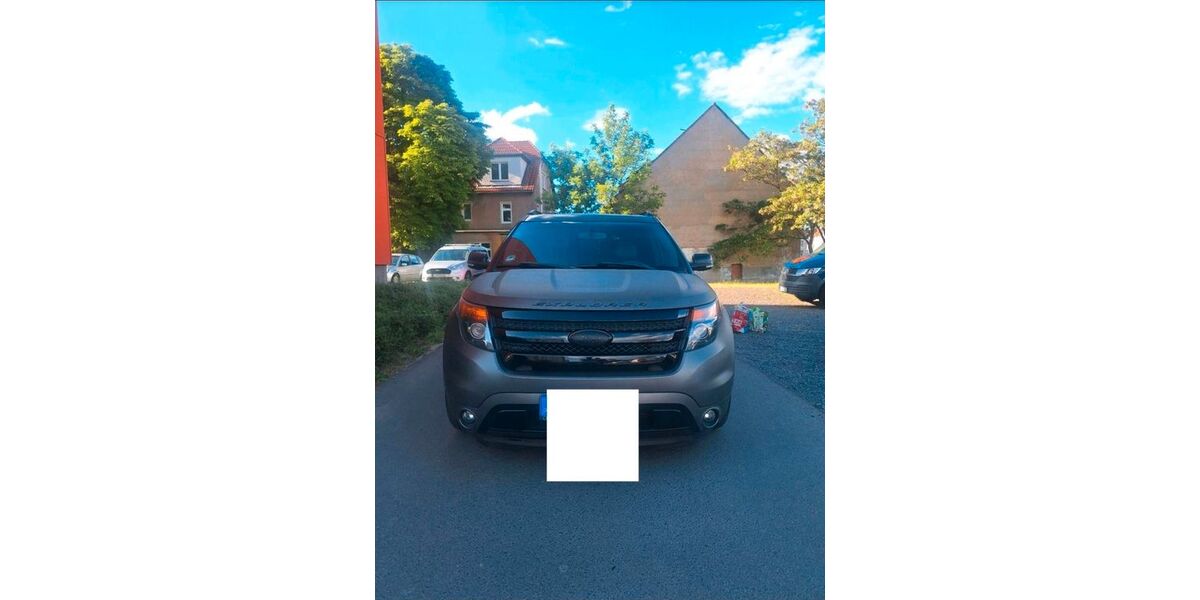 Ford Explorer 180.000 km 13.800 &euro; Grimma 04668