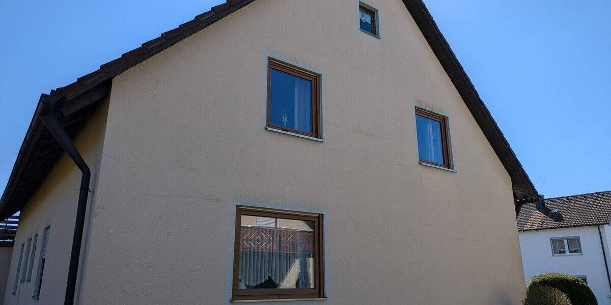 Mehrfamilienhaus, Wohnhaus Eslarn - 8 Zimmer, 175 m&sup2;, 289.000&euro; | Angebot:26221027