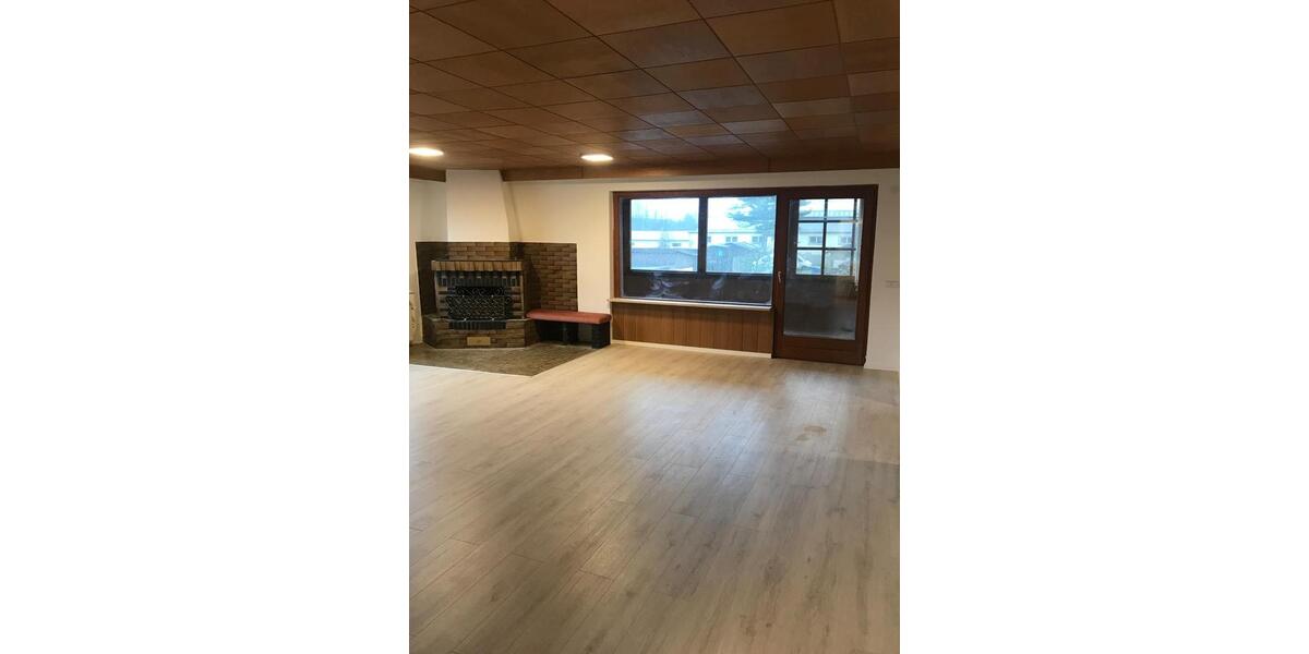 Reihenhaus Herzberg am Harz - 7 Zimmer, 160 m&sup2;, 1.200&euro; | Angebot:24818005