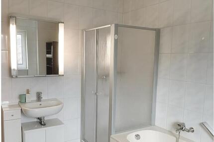 2-Zi WHG Bad Bergzabern (Südpfalz) möbliert +Wlan! zimmer