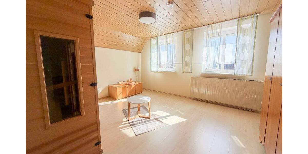 Einfamilienhaus Lichtenfels / Buch am Forst Buch am Forst - 9 Zimmer, 289 m&sup2;, 319.000&euro; | Angebot:25862925