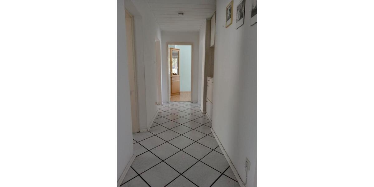 Erdgeschoßwohnung Ingolstadt Südost - 4 Zimmer, 77 m&sup2;, 300.000&euro; | Angebot:26442125
