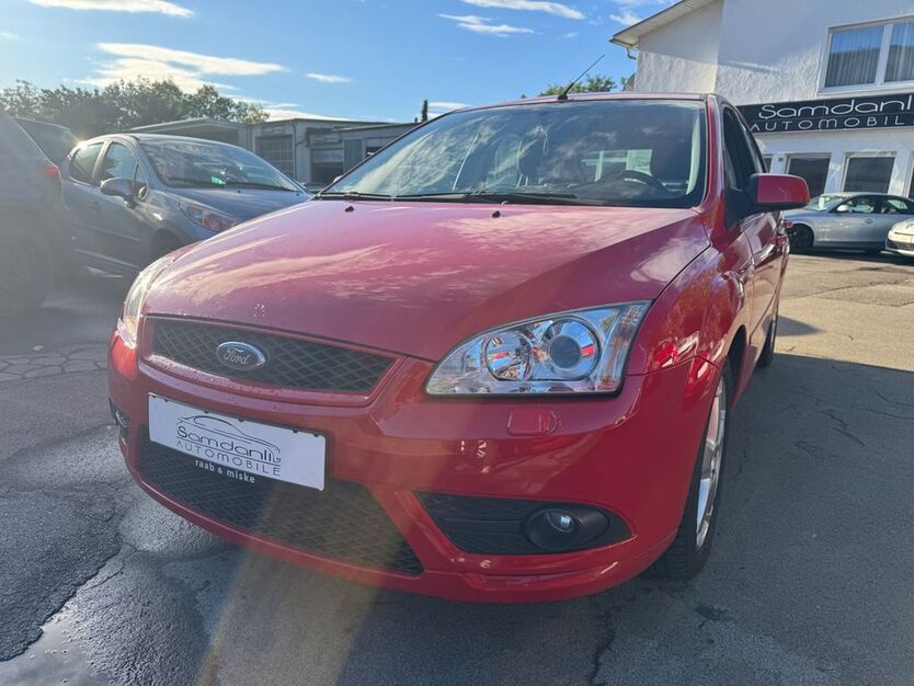 Ford Focus 133.761 km 3.950 € Schwäbisch Gmünd 73525