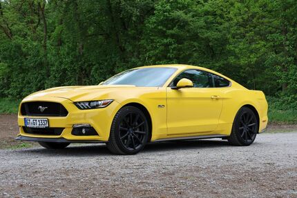 Ford Mustang 28.915 km 41.200 &euro; Gütersloh 33334