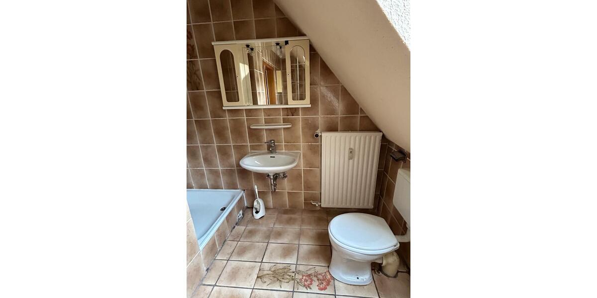 1 Zi. DG Wohnung in Hemer ab sofort 1 zimmer