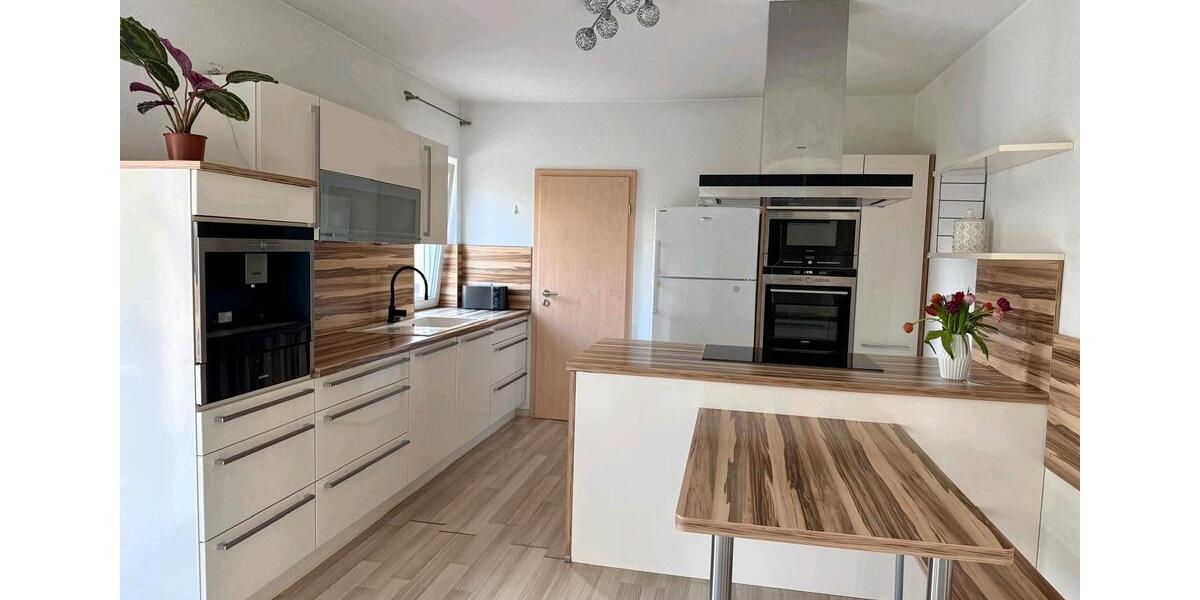 Etagenwohnung Queidersbach - 5 Zimmer, 224 m&sup2;, 3.200&euro; | Angebot:26335203