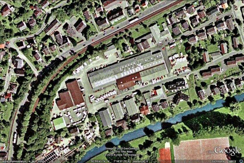 Halle in Overath 660 € 131 m²