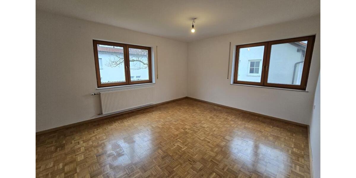 Erdgeschoßwohnung Bad Waldsee - 3 Zimmer, 76 m&sup2;, 600&euro; | Angebot:26265998