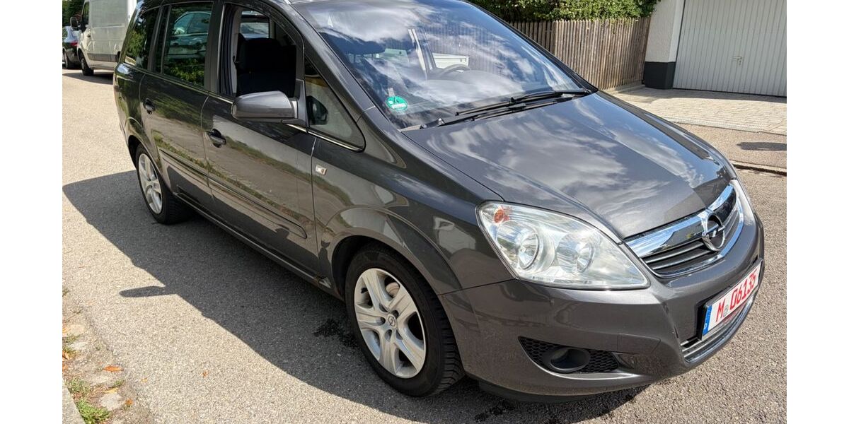 Opel Zafira 179.887 km 1.999 &euro; München 81929