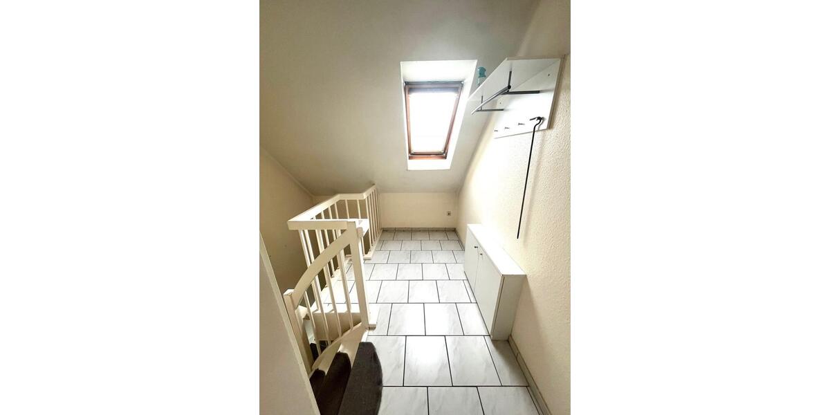 Dachgeschoßwohnung Kisdorf - 4 Zimmer, 85 m&sup2;, 1.000&euro; | Angebot:26663278
