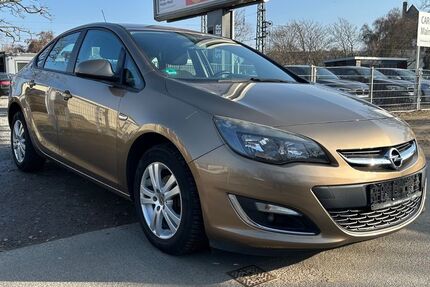 Opel Astra 127.200 km 4.980 &euro; Mainz-Kastel 55252