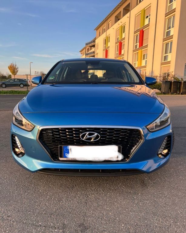 i30
