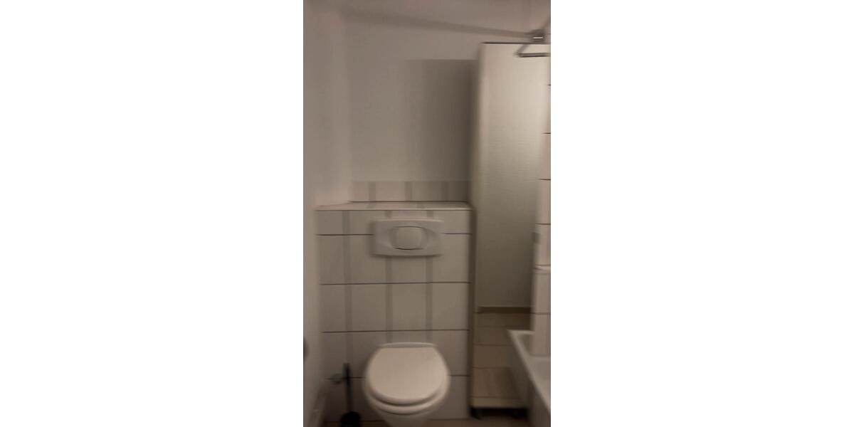Dachgeschoßwohnung Bremen Walle - 1 Zimmer, 40 m&sup2;, 440&euro; | Angebot:26634368