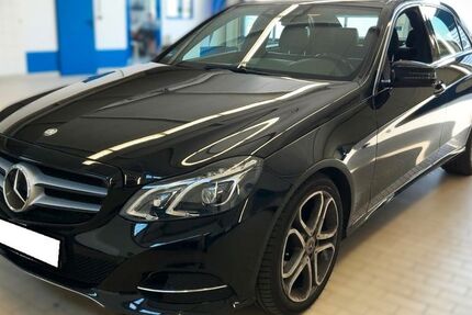 Mercedes-Benz E 200 118.000 km 16.995 &euro; Eschenburg - Hirzenhain Bahnhof 35713