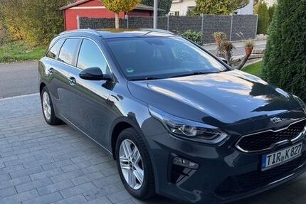 Kia ceed Sportswagon 95.000 km 14.250 € Mitterteich 95666