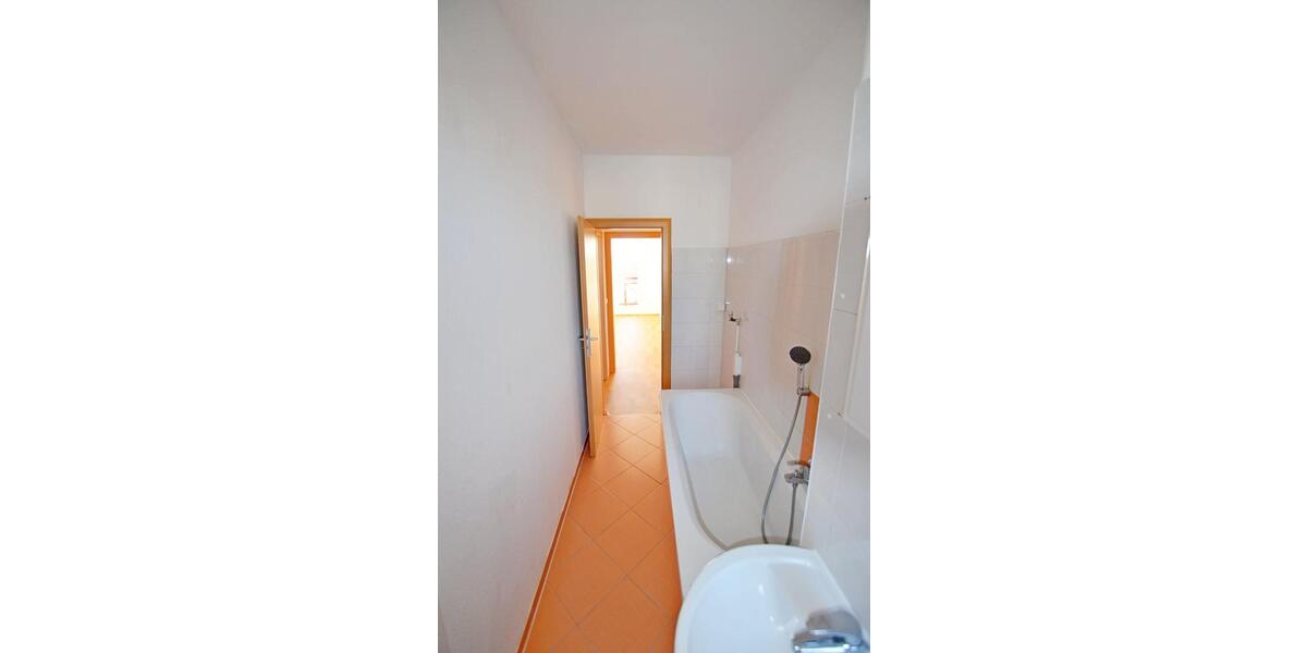 Etagenwohnung Sangerhausen - 3 Zimmer, 61 m&sup2;, 366&euro; | Angebot:26381092