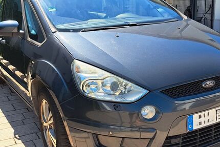 Ford S-Max 283.000 km 1.999 &euro; Remagen 53424