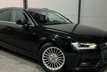 Audi A4 157.580 km 11.377 &euro; Greven 48268