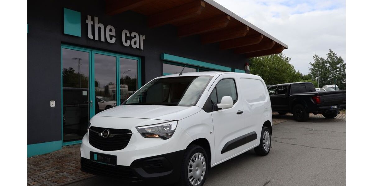 Opel Combo 5.869 km 14.990 &euro; Riesa 01587